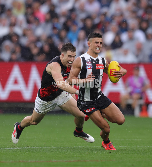 AFL 2025 Round 07 - Collingwood v Essendon - A-58945704