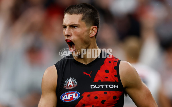 AFL 2025 Round 07 - Collingwood v Essendon - A-58945934
