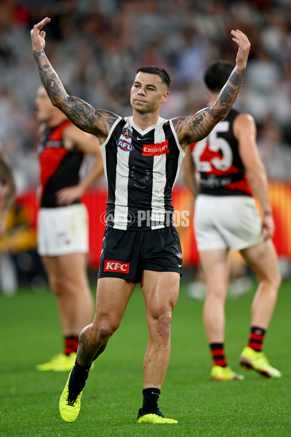 AFL 2025 Round 07 - Collingwood v Essendon - A-58948285