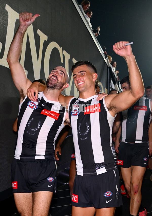 AFL 2025 Round 07 - Collingwood v Essendon - A-58948305