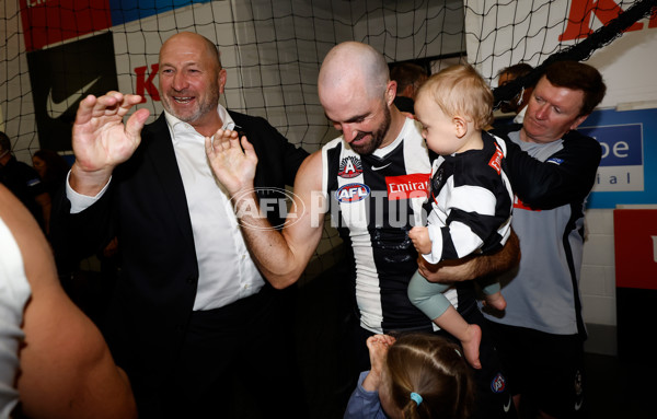 AFL 2025 Round 07 - Collingwood v Essendon - A-58948320