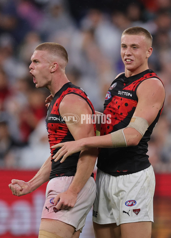 AFL 2025 Round 07 - Collingwood v Essendon - A-58948563