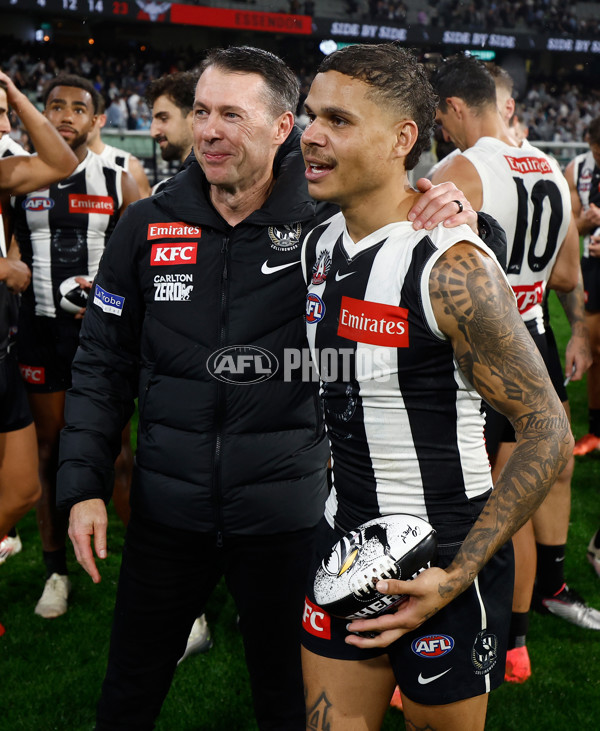 AFL 2025 Round 07 - Collingwood v Essendon - A-58948648