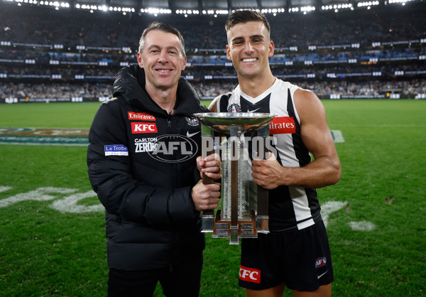 AFL 2025 Round 07 - Collingwood v Essendon - A-58950973