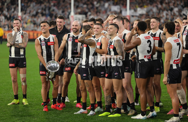 AFL 2025 Round 07 - Collingwood v Essendon - A-58950981