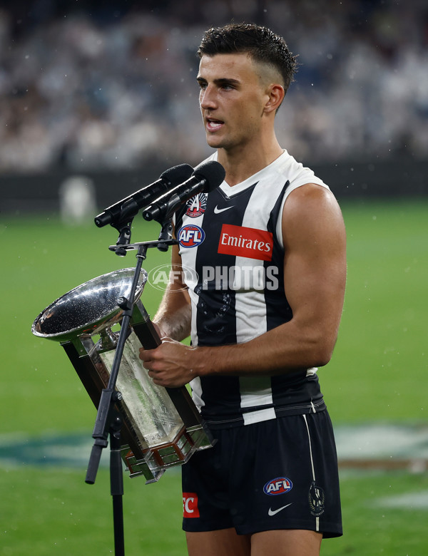 AFL 2025 Round 07 - Collingwood v Essendon - A-58951040