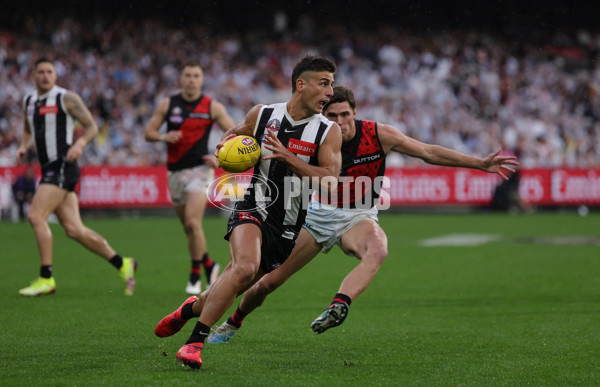 AFL 2025 Round 07 - Collingwood v Essendon - A-58951185