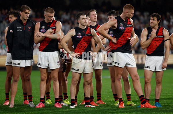 AFL 2025 Round 07 - Collingwood v Essendon - A-58951245