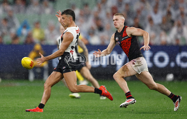 AFL 2025 Round 07 - Collingwood v Essendon - A-58951248