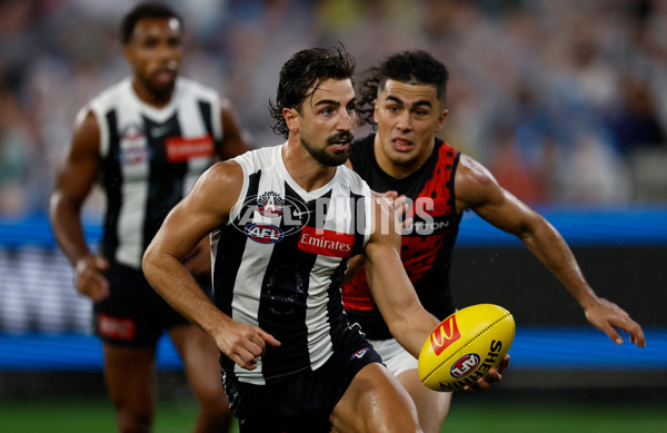 AFL 2025 Round 07 - Collingwood v Essendon - A-58951250