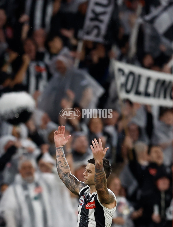 AFL 2025 Round 07 - Collingwood v Essendon - A-58951251