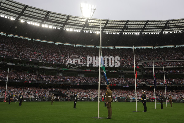 AFL 2025 Round 07 - Collingwood v Essendon - A-58953397