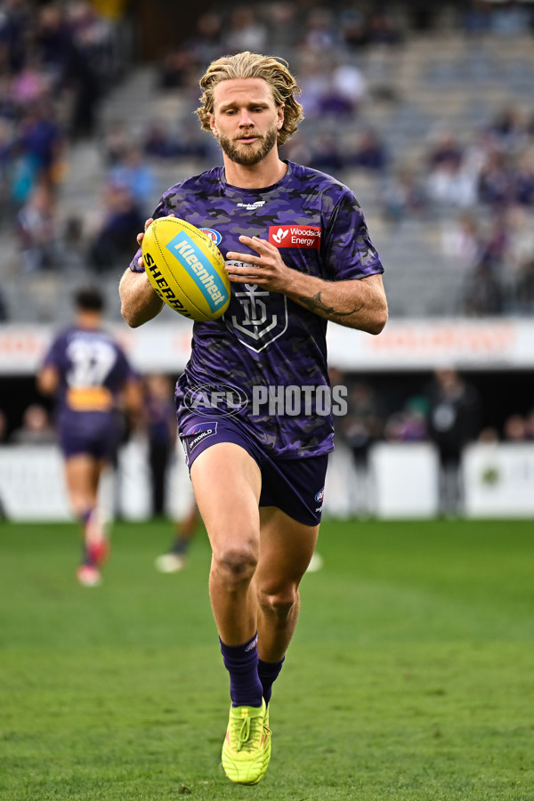 AFL 2025 Round 07 - Fremantle v Adelaide - A-58953410