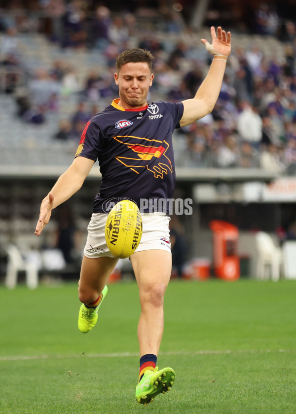 AFL 2025 Round 07 - Fremantle v Adelaide - A-58953442