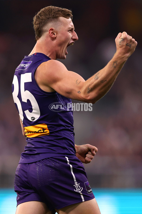 AFL 2025 Round 07 - Fremantle v Adelaide - A-58953463