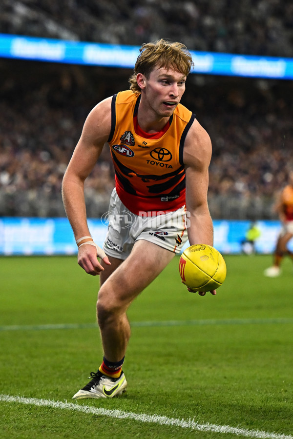 AFL 2025 Round 07 - Fremantle v Adelaide - A-58953470