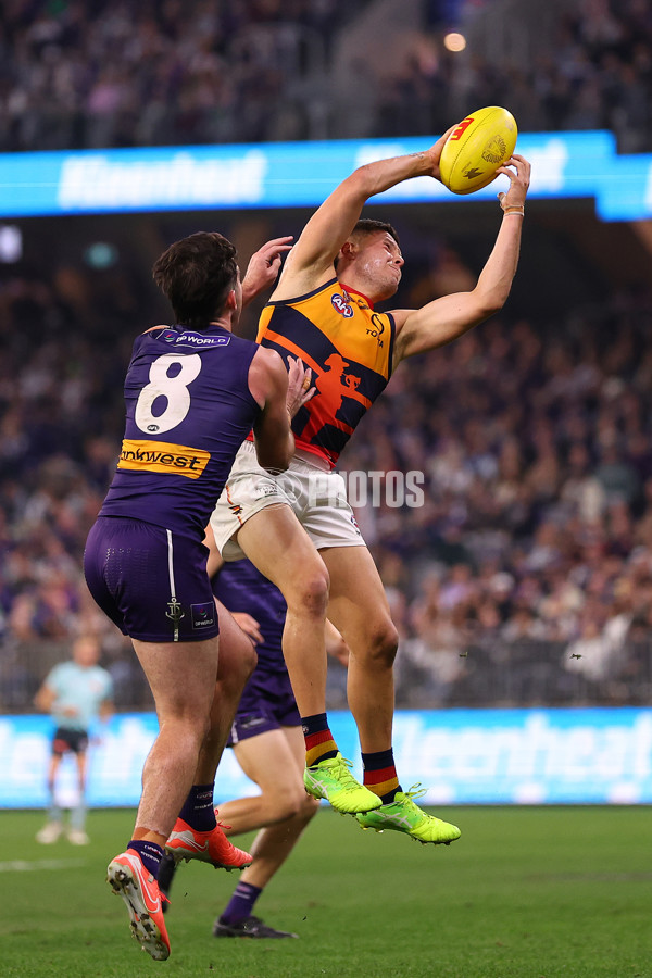 AFL 2025 Round 07 - Fremantle v Adelaide - A-58955746