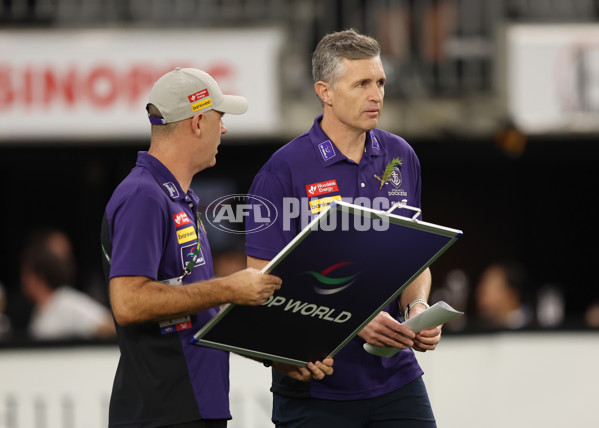 AFL 2025 Round 07 - Fremantle v Adelaide - A-58955757