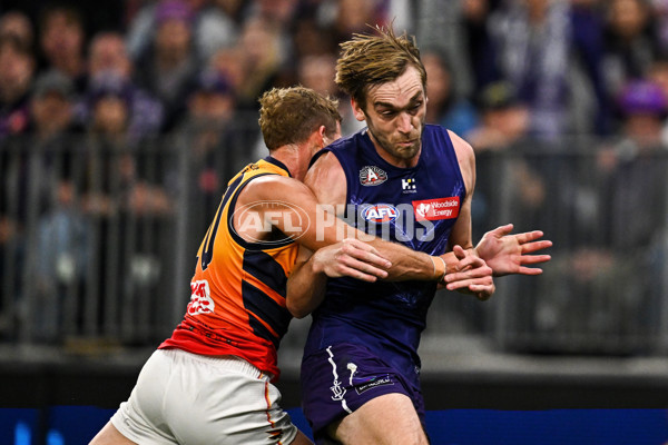 AFL 2025 Round 07 - Fremantle v Adelaide - A-58956073