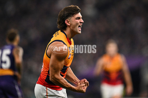 AFL 2025 Round 07 - Fremantle v Adelaide - A-58956097