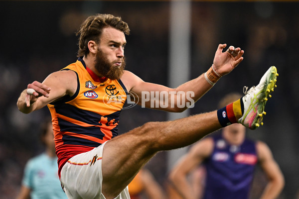 AFL 2025 Round 07 - Fremantle v Adelaide - A-58956098