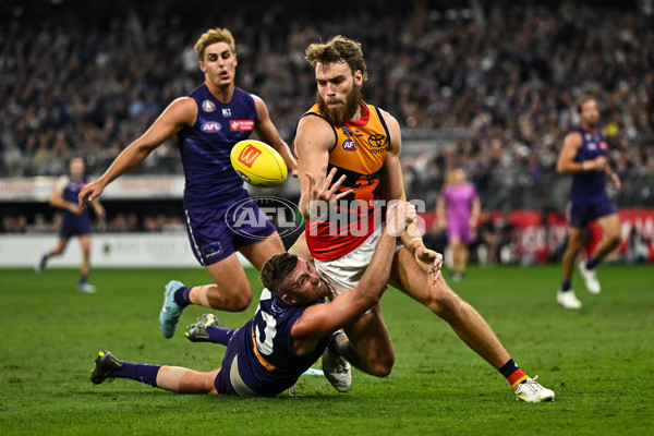 AFL 2025 Round 07 - Fremantle v Adelaide - A-58958514