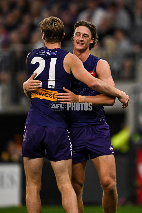 AFL 2025 Round 07 - Fremantle v Adelaide - A-58958544