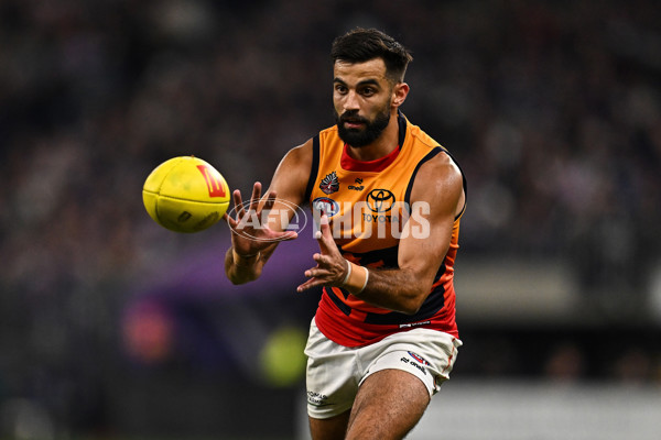 AFL 2025 Round 07 - Fremantle v Adelaide - A-58958545