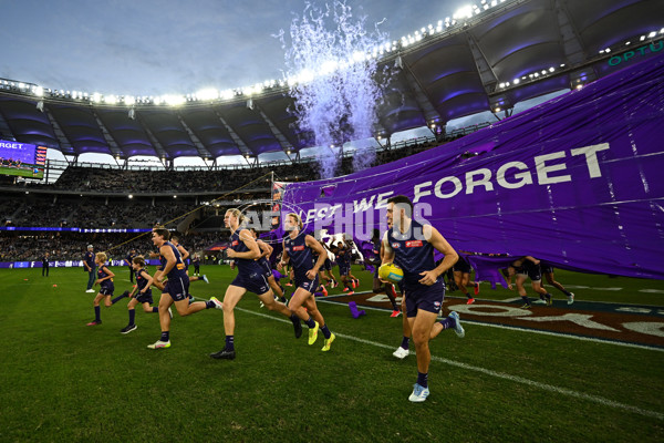 AFL 2025 Round 07 - Fremantle v Adelaide - A-58958609