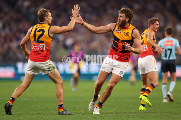 AFL 2025 Round 07 - Fremantle v Adelaide - A-58958627