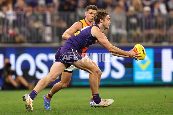 AFL 2025 Round 07 - Fremantle v Adelaide - A-58960580