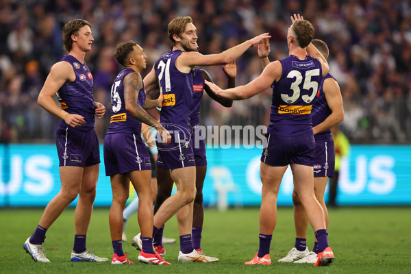 AFL 2025 Round 07 - Fremantle v Adelaide - A-58960581