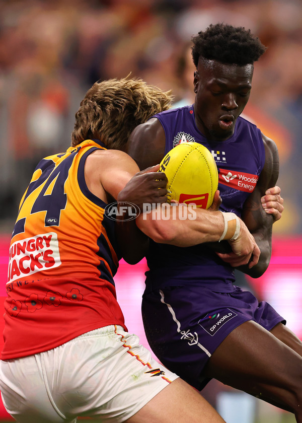 AFL 2025 Round 07 - Fremantle v Adelaide - A-58960590