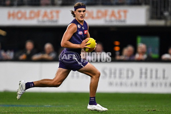 AFL 2025 Round 07 - Fremantle v Adelaide - A-58960622