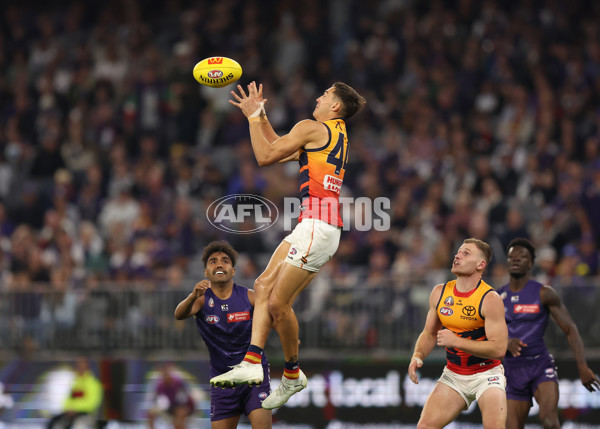 AFL 2025 Round 07 - Fremantle v Adelaide - A-58961280