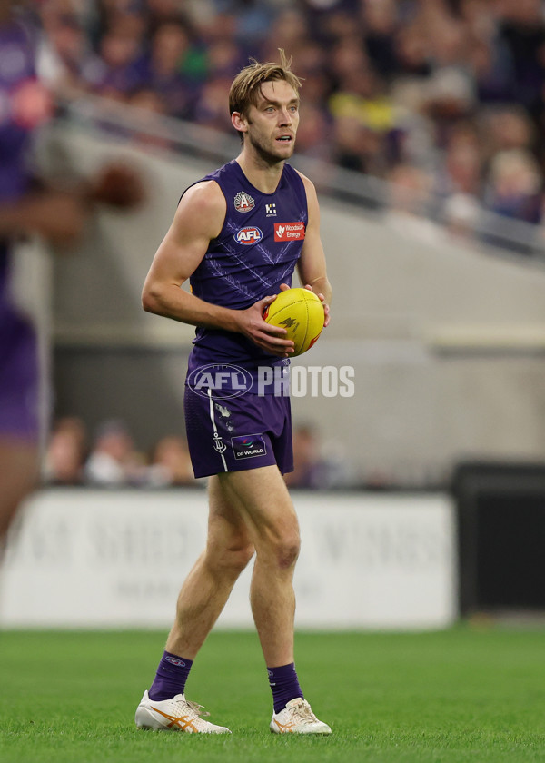 AFL 2025 Round 07 - Fremantle v Adelaide - A-58961284