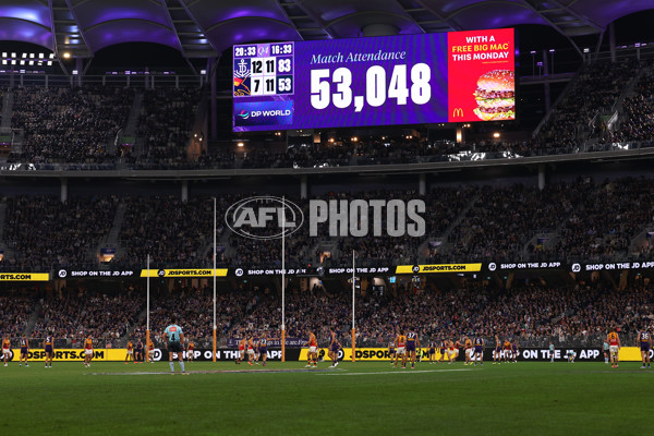 AFL 2025 Round 07 - Fremantle v Adelaide - A-58963202