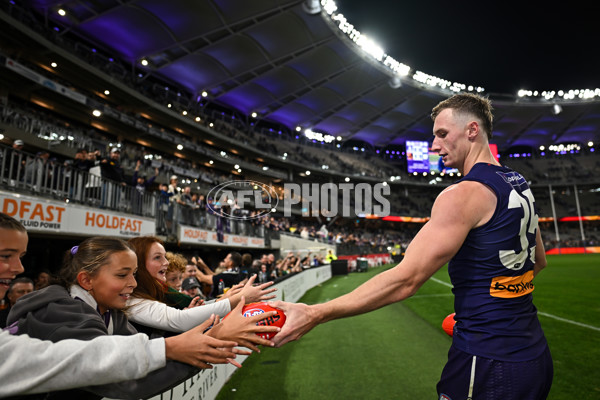 AFL 2025 Round 07 - Fremantle v Adelaide - A-58963273