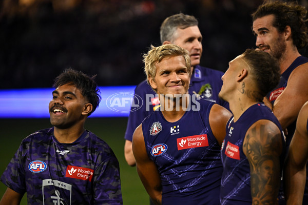 AFL 2025 Round 07 - Fremantle v Adelaide - A-58963732