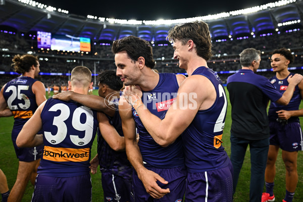 AFL 2025 Round 07 - Fremantle v Adelaide - A-58963736