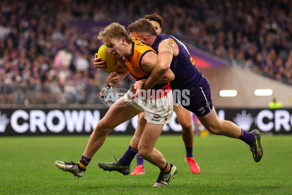 AFL 2025 Round 07 - Fremantle v Adelaide - A-58963777