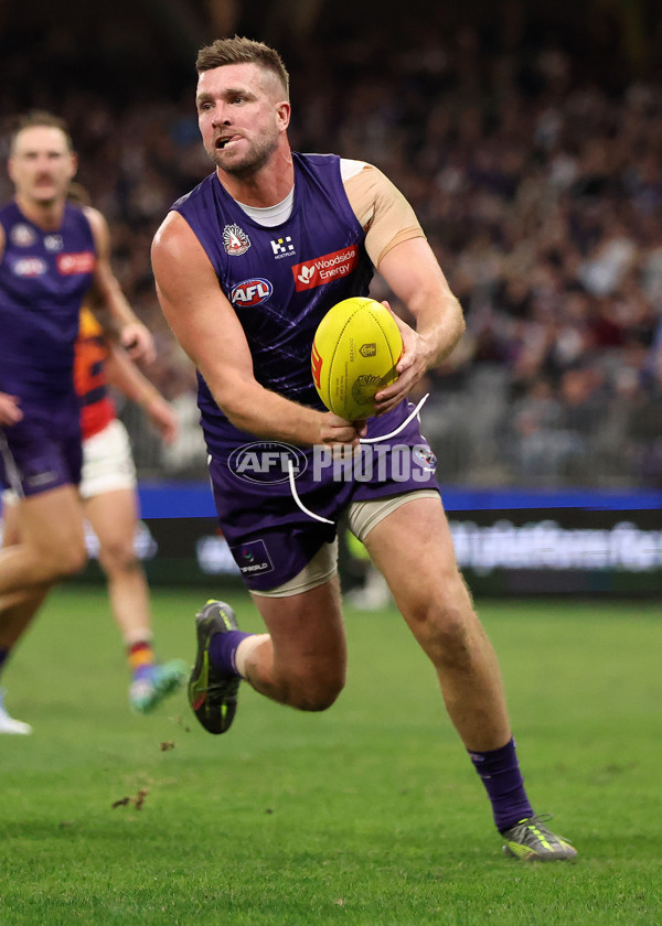 AFL 2025 Round 07 - Fremantle v Adelaide - A-58963783