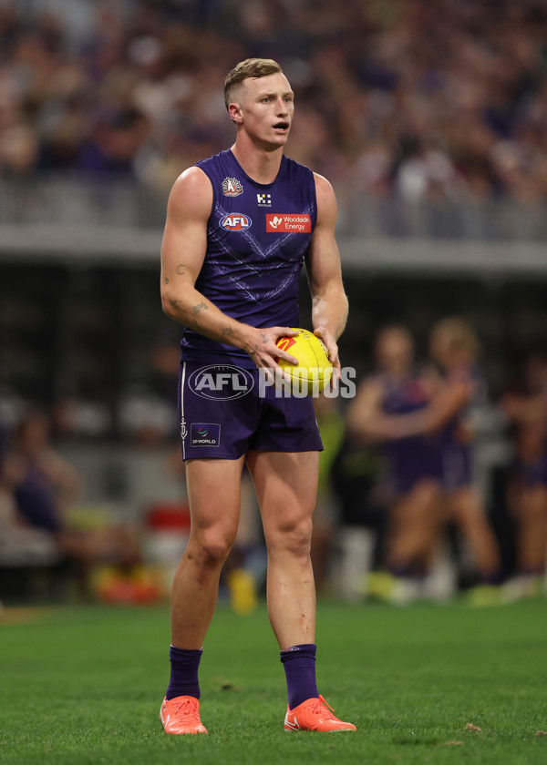 AFL 2025 Round 07 - Fremantle v Adelaide - A-58963785