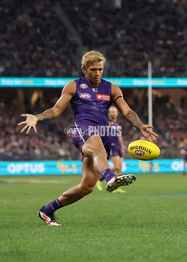 AFL 2025 Round 07 - Fremantle v Adelaide - A-58963786