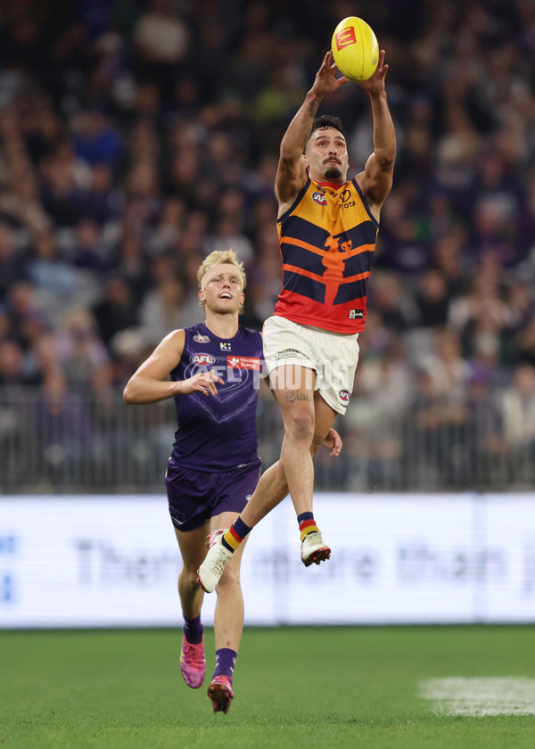 AFL 2025 Round 07 - Fremantle v Adelaide - A-58965730