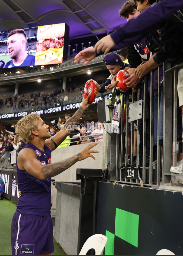AFL 2025 Round 07 - Fremantle v Adelaide - A-58965749