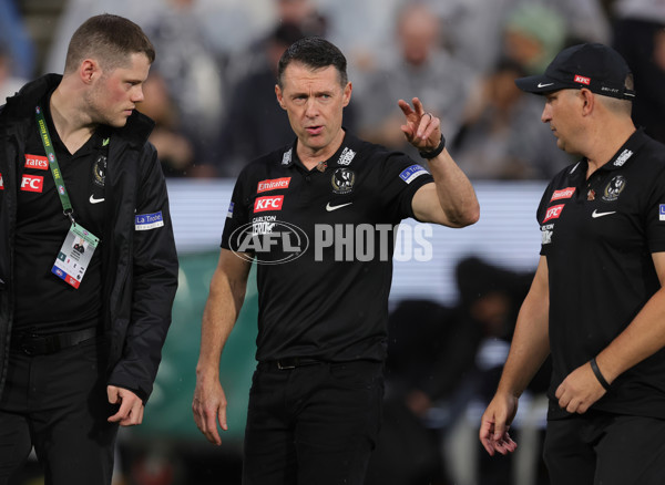 AFL 2025 Round 07 - Collingwood v Essendon - A-58965799