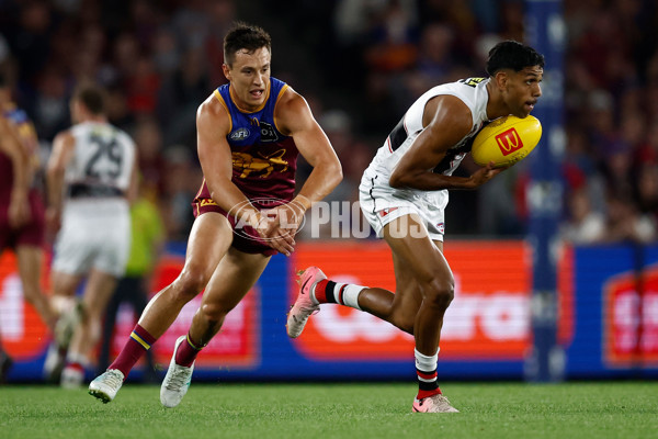 AFL 2025 Round 07 - St Kilda v Brisbane - A-58969043