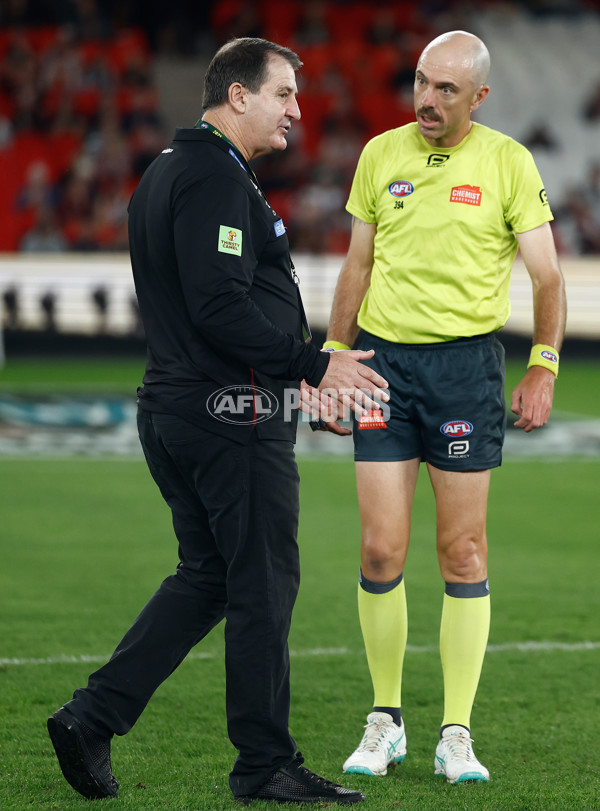 AFL 2025 Round 07 - St Kilda v Brisbane - A-58979189