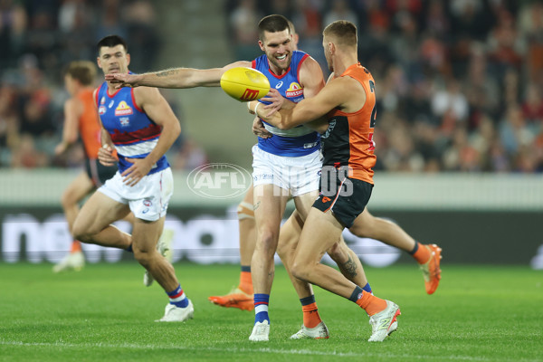AFL 2025 Round 07 - GWS v Western Bulldogs - A-58989958